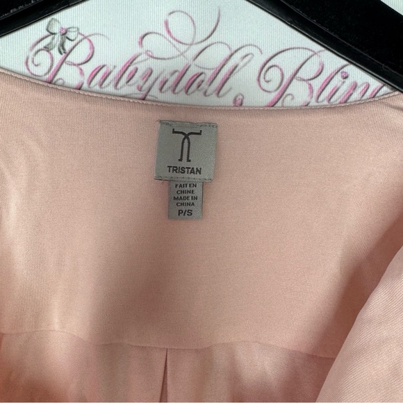 Tristan tank top light pink peach open front with gold hardware rings cute soft - Picture 7 of 8